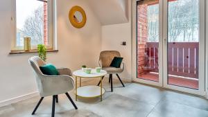 O zonă de relaxare la Apartament Cicha 11 VIP z JACUZZI, SAUNĄ i ogrodem by Royal Aparts