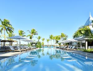 Бассейн в Veranda Grand Baie Hotel & Spa или поблизости