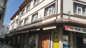 Budova, kde se hotel nachází + 13 fotografií