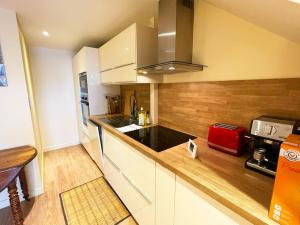 Merveilleux Duplex Royat Vue廚房或簡易廚房