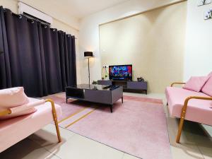 TV a/nebo společenská místnost v ubytování Pavilionvillie M1T583 by irainbow