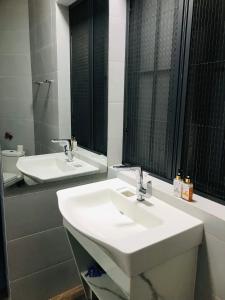 Koupelna v ubytování Thong Dong Homestay