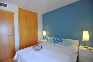 Posteľ alebo postele v izbe v ubytovaní RNET - 402 - Porto Marina - Roses Costa Brava + 24 fotografií