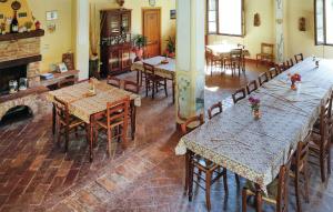 A seating area at Monterufoli Giulia 6G