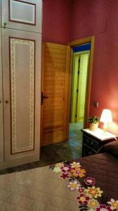 Postel nebo postele na pokoji v ubytování Charming Apartment in Castelserás - 60 sqm - Parking included