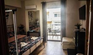 Gallery image of Koùros apartment! in Piraeus