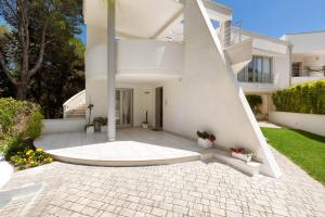 サンタ・カテリーナ・ディ・ナルドにあるAppartamento Paradise by BarbarHouseのギャラリーの写真