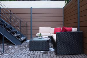 Χώρος καθιστικού στο 3-2 NEW Prime E Village Private outdoor!