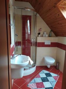 Kúpeľňa v ubytovaní Apartmánový dom Anna