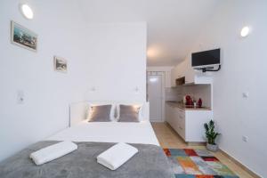 TV a/nebo společenská místnost v ubytování Apartment Jasna Gorica Dubrovnik