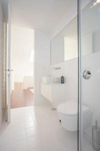 Bathroom sa Liiiving in Porto - Luxury Gallery Apartments