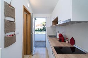Kuchyň nebo kuchyňský kout v ubytování Apartment Jasna Gorica Dubrovnik