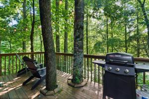 Foto dalla galleria di Rivers Edge Treehouses a Robbinsville