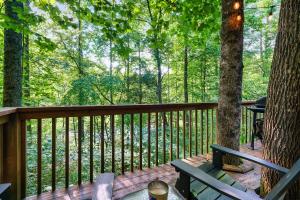Foto dalla galleria di Rivers Edge Treehouses a Robbinsville