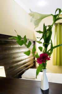 Postel nebo postele na pokoji v ubytování מלון המלך שאול + 32 fotografií