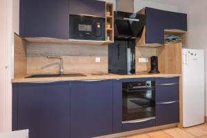 Zdjęcie z galerii obiektu Appartement avec balcon - centre de Sarzeau w mieście Sarzeau