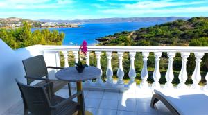 Loodusmaastik villa lähedal