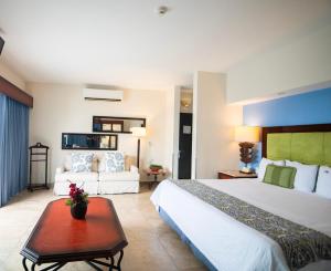 Postel nebo postele na pokoji v ubytování Hotel HBlue Centro