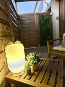 Kawasan patio atau luaran di LoveRoom, La suite de l’extase