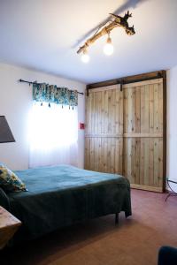 A bed or beds in a room at Almotaje, numero 3