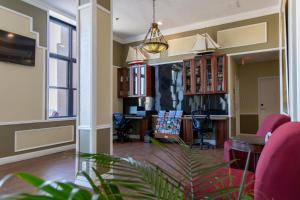 a living room with a table and chairs at Legacy Vacation Resorts - Brigantine Beach in Brigantine