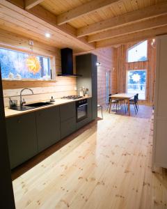 Φωτογραφία από το άλμπουμ του Blueberry Lodge 8 personnes σε Mjölan