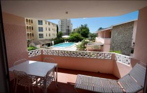 Балкон или терраса в The Monteray Hotel
