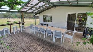 Imagen de la galería de Feathertop Views and Barn, en Wandiligong