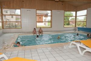 Majutusasutuse Etoile des Neiges Hôtel et Piscine külastajad