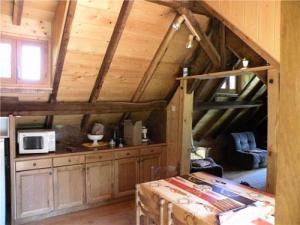 Gallery image of Gîte de France à Sainte Fortunade 3 épis - Gîte de France 4 personnes MAE-6514 in Noual