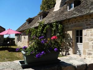 Το κτήριο όπου στεγάζεται  το διαμέρισμα