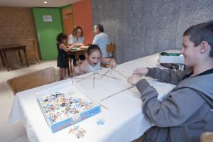 Majutusasutuse Etoile des Neiges Hôtel et Piscine külastajad