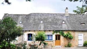 Ảnh trong thư viện ảnh của Gîte de France à Chasteaux 2 épis - Gîte de France 4 personnes MAE-9364 ở Chasteaux