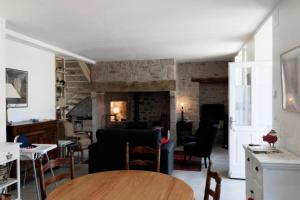 Χώρος καθιστικού στο Gîte de France Fanfou 3 épis - Gîte de France 4 personnes MAE-9694