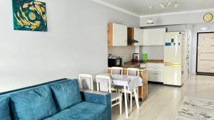 Nhà bếp/bếp nhỏ tại Cozy studio in the best area! 10 +4 ảnh