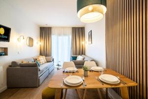 Część wypoczynkowa w obiekcie Résidence Les Rives de L'Aure - maeva Home - Appartement 2 pièces 5 personnes - Sélection MAE-6737