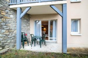 Balkon lub taras w obiekcie Résidence Les Rives de L'Aure - maeva Home - Appartement 2 pièces 5 personnes - Sélection MAE-6737