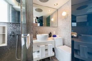 Gallery image of The Aberdeen Harbour by Ovolo in Hong Kong