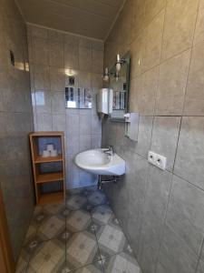 Koupelna v ubytování Familienfreundliche Wohnung