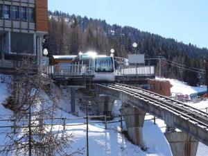 Obiekt Résidence Cascade - Grand studio renové 3 personnes à Arc 1600 ski aux pieds et proche des commerces MAE-2144 zimą