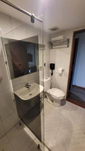 Koupelna v ubytování DG Grami Hotel