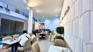 Nhà hàng/khu ăn uống khác tại Diora Hotel