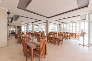 Nhà hàng/khu ăn uống khác tại Urbanview Resort Botol Cisarua Puncak Bogor