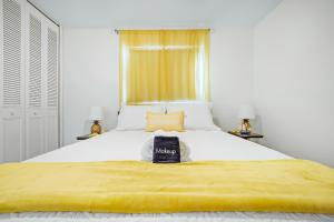 Φωτογραφία από το άλμπουμ του Ixora16 Heated Pool, mins to beach, airport, USSSA, Cruise Port, 1h to Disney σε Μελβούρνη