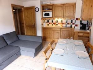 Dapur atau dapur kecil di Résidence Chamois - Chamois 22 MAE-5363 +2 gambar
