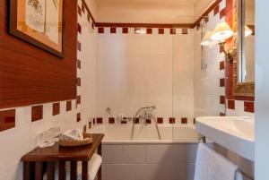 Bilik mandi di Kipling Manotel