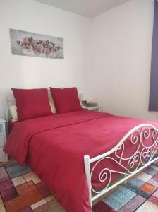 Photo de la galerie de l'établissement Chambres Senonches centre-ville, à Senonches 65 autres photos