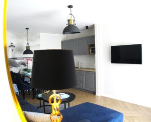 Kuchyň nebo kuchyňský kout v ubytování Apartamenty Royal Maris 7 - najlepsza lokalizacja w Ustce, blisko plaży i portu, bezpłatny parking, ścisłe centrum