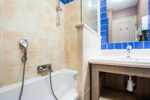 Kúpeľňa v ubytovaní Résidence les Calanques des Issambres - maeva Home - Appartement 2 pièces 5 personnes Sélection MAE-2274 + 15 fotografií