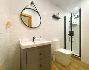 A bathroom at Suite con Cueva Romana/Roman Cave * Early Check-in